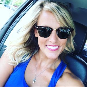 Meet your Posher, Stacy